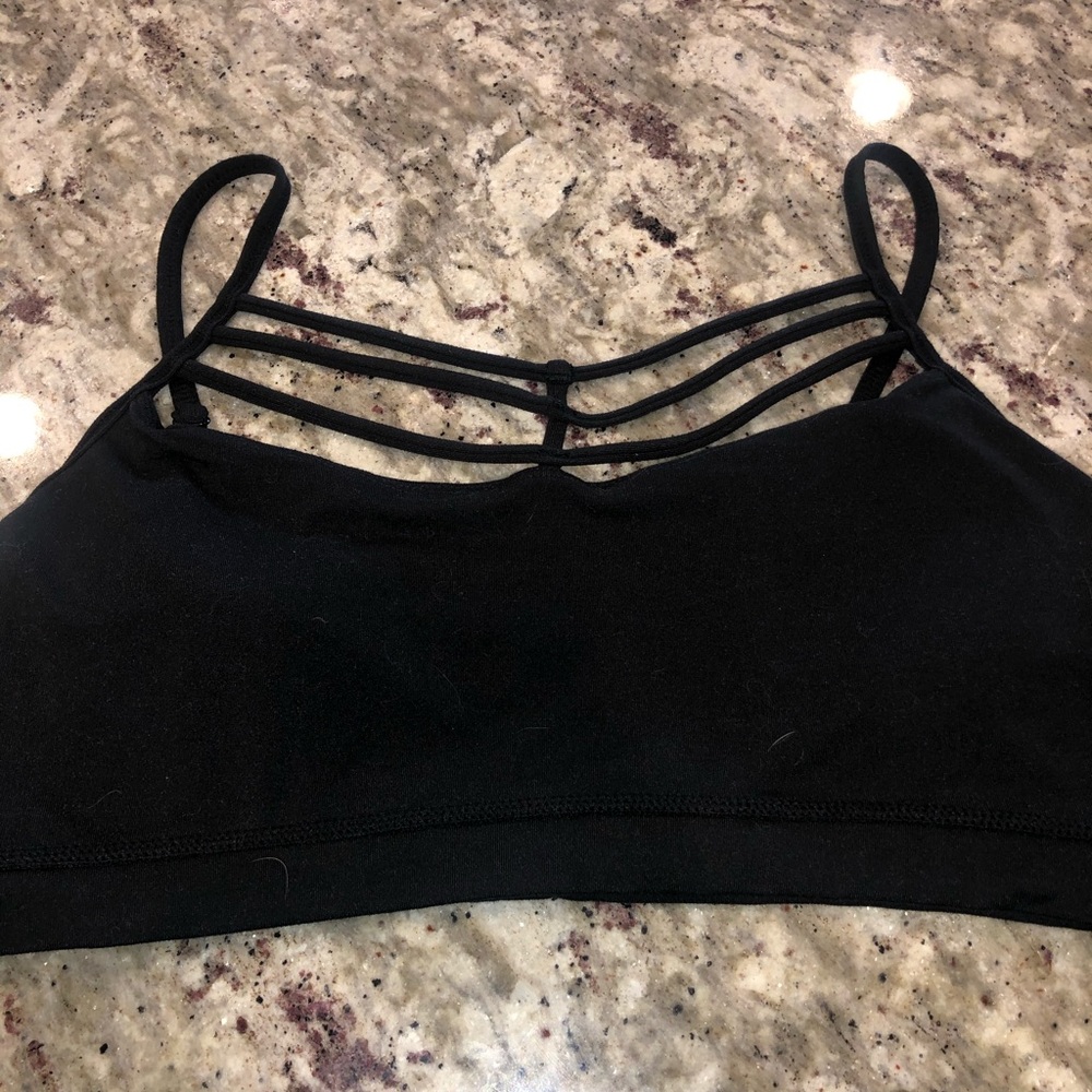 Performance sports bra